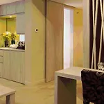 Hotel The 
