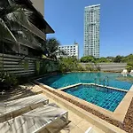The Clubhouse By Psr Apartment *