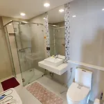 One Tower 1 Bed 16 By Thaiminatorpattaya อพาร์ทเม้น