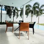 Tagvilla Palm Spring In 06 Bedroom