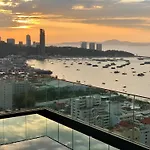 Edge Pty Luxury Front Seaview 2bedroom * Pattaya