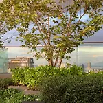 Edge Central Pty Luxury Front Seaview 2Bedroom
