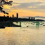 Edge Pty Luxury Front Seaview 2bedroom อพาร์ทเม้น