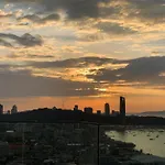 อพาร์ทเม้น Edge Pty Luxury Front Seaview 2bedroom Pattaya
