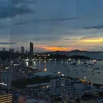 Edge Pty Luxury Front Seaview 2bedroom *