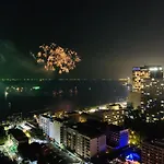 Edge Pty Luxury Front Seaview 2bedroom อพาร์ทเม้น