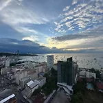 Edge Pty Luxury Front Seaview 2bedroom