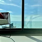 Edge Pty Luxury Front Seaview 2bedroom