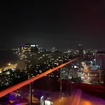 อพาร์ทเม้น Edge Pty Luxury Front Seaview 2bedroom Pattaya
