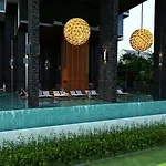 Stunning Sea View Condo On The Beach - Monthly Stay