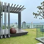 อพาร์ทเม้น Sea View Spacious Near Walking Street *
