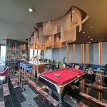 อพาร์ทเม้น Downtown Chic Rooftop Pool #es20812 *