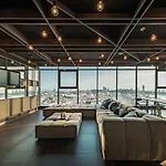 อพาร์ทเม้น Downtown Lux Fun Rooftop Pool #ta1589