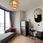 Downtown Chic Seaview #es40021 * Pattaya