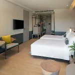 Cross Pratamnak Pattaya