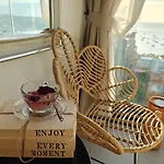 Edge By Mickey 3*