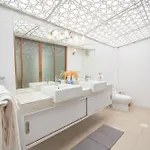 Ii, Totally Private Pool *
