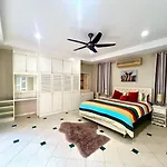 Pool Villa 5Bedroom Cosy Beach Pattaya Big Area Close To The Beach