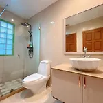 Gusvana Pool