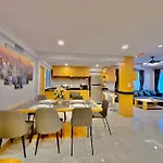 Luxurious 4 Bedroom Suk-Sabai