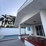 Na Kluea Family Stay
