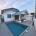 Na Kluea Family Stay