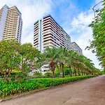 Beachfront Condo Phratamnak