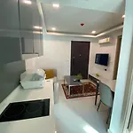 อพาร์ทเม้น Arcadia Continental Comfort *