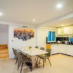 The Ace Suk Sabai Villa