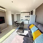 The Base - Spacious 70sqm, 2 Bedroom, 2 Bathroom, Penthouse - Centre - 592