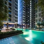 The Base - Spacious 70sqm, 2 Bedroom, 2 Bathroom, Penthouse - Centre - 592 อพาร์ทเม้น *