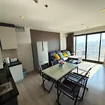 อพาร์ทเม้น The Base - Spacious 70sqm, 2 Bedroom, 2 Bathroom, Penthouse - Centre - 592 Pattaya