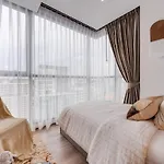 Exclusive High Floor 2 Bed Sea View Luxury อพาร์ทเม้น *