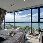 อพาร์ทเม้น Exclusive High Floor 2 Bed Sea View Luxury