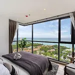 Exclusive High Floor 2 Bed Sea View Luxury อพาร์ทเม้น *