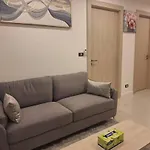 Cozy & Pra Tamnak Apartment