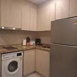 Cozy & Pra Tamnak Apartment Pattaya