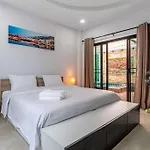 Villa Luxury Thai Style Pool In Downtown Pattaya, Close To Walking Street *