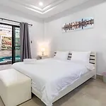 Luxury Thai Style Pool In Downtown Pattaya, Close To Walking Street *