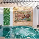 Luxury Thai Style Pool In Downtown Pattaya, Close To Walking Street * Pattaya