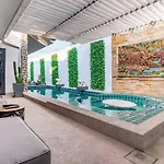 Villa Luxury Thai Style Pool In Downtown Pattaya, Close To Walking Street