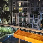 Amazing Pool View In Central Pattaya Wifi Netflix
