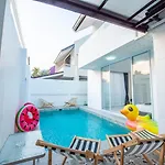 3 Bedroom Pool Royal Park Village Pattaya