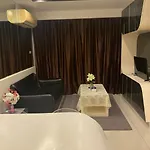 อพาร์ทเม้น Center By First Pattaya