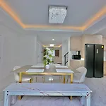 วิลล่า Tagvilla Bongkot Pool In 4 Bedroom