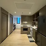Sea View 2 Bed Luxury - Perfect Location อพาร์ทเม้น *
