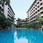 Welcome World Beachfront Resort