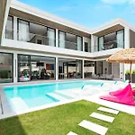 Brand New Pool Villa 8Br Sauna Pool Table Fitness Ev Charger