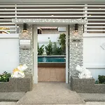 City Center Pool Villa 6Br 14 Persons Sauna Pool Table Karaoke Bbq