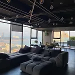 Central Room - Roof Top Pool